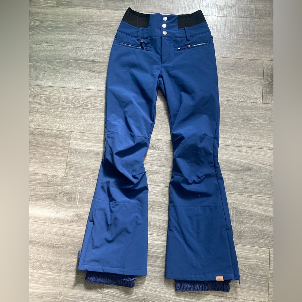 Roxy women’s rising high snowboard pants ski size medium blue